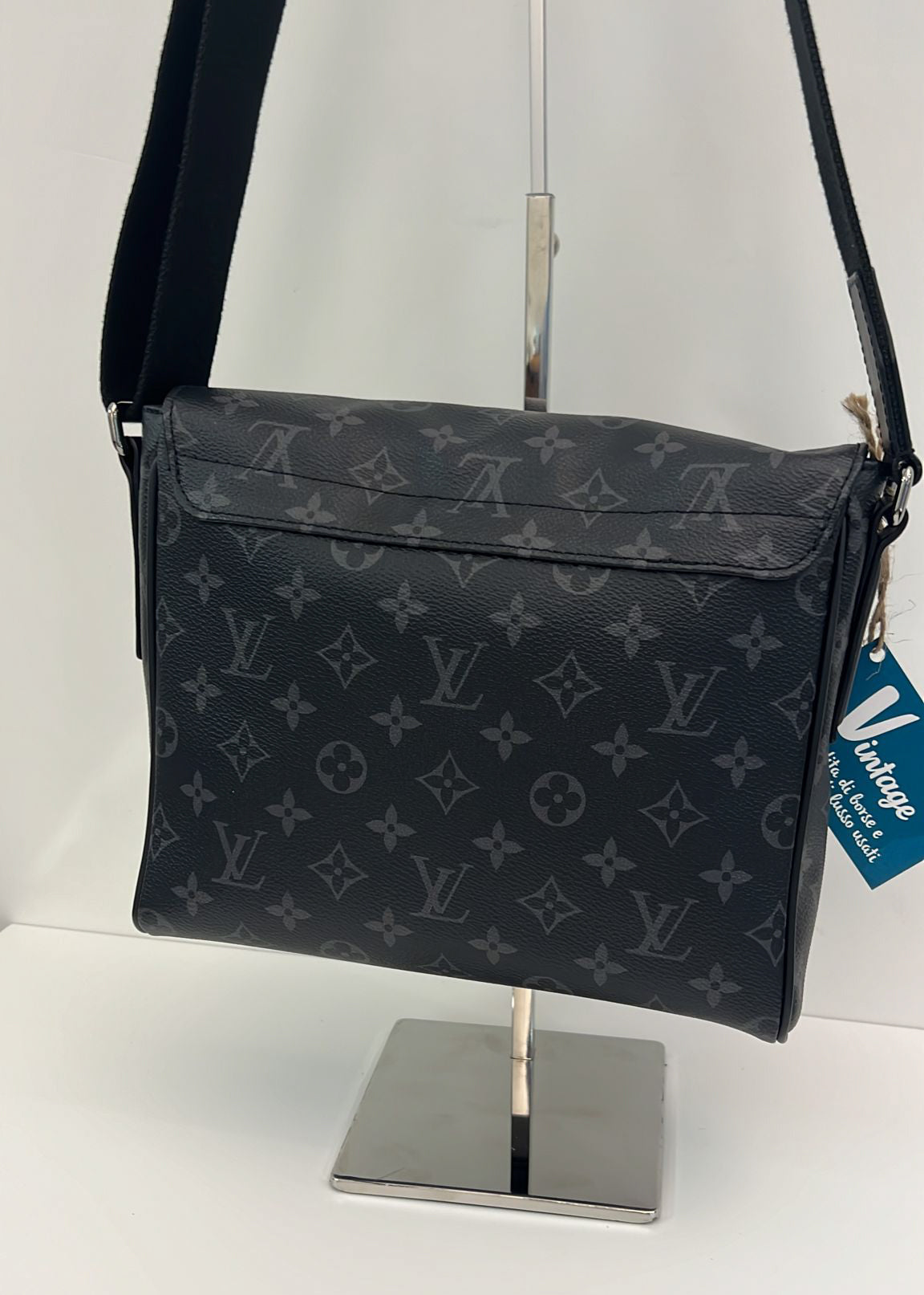 Louis Vuitton District