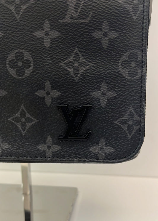 Louis Vuitton District